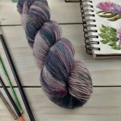 BERENIKA - grey - fine merino fingering, Woolento, hand dyed knitting yarn