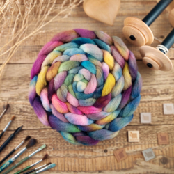 COLOR MIX No.2 hand dyed wool roving | Woolento