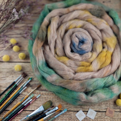BROWN/ HONEY/ GREEN  alpaca superfine fiber roving | Woolento 