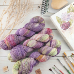VIOLETTA séria priadzí jemné merino fingering Woolento