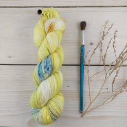 Knitting sock yarn hand dyed Woolento -Barbora - yellow