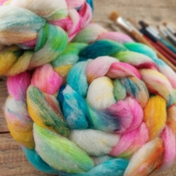 White graffiti wool roving for spinning felting slovak fine merino Woolento