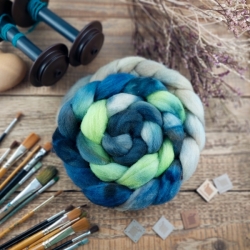 BLUE/ GREEN/ BEIGE hand-dyed local merino wool | Woolento