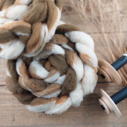 White brown wool roving for hand spinning slovak merino Woolento