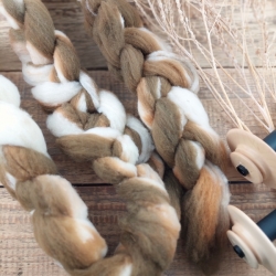 White brown wool roving for hand spinning slovak merino Woolento