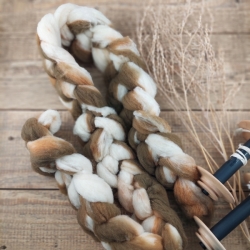 White brown wool roving for hand spinning slovak merino Woolento