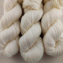 VILJAPELLOT - sada priadzí na pletenú šatku, Woolento hodváb-merino