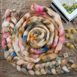 BEIGE/ OCHRE/ PINK hand dyed wool roving | Woolento