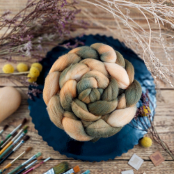 HNEDÁ/ MARHUĽOVÁ česanec merino fine | Woolento