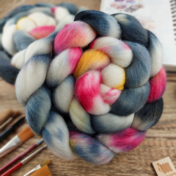 BIELA/ ŠEDÁ/ ČERVENÁ merino fine, ručne farbené | Woolento