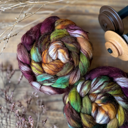 BORDOVÁ/ ZELENÁ ručne farbený česanec merino a ľan | Woolento