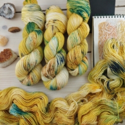 CINDY - hand dyed yarn Woolento