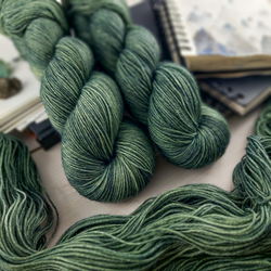 DEEP SAGE Fine Sock | Woolento