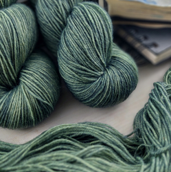 DEEP SAGE Fine Sock | Woolento