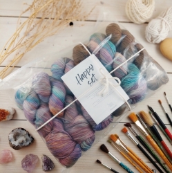 DOLORES - hand dyed knitting yarn set, Woolento