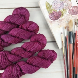 VIVA MAGENTA- hand dyed merino sock yarn 8-ply, Woolento - kopie