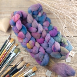 FIALOVÝ MIX ručne farbená lokálna merino vlna | Woolento
