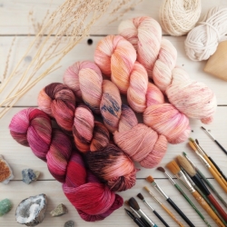 GRETA ombré set ručne farbená pletacia priadza merino Woolento