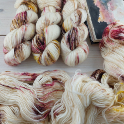 GINGER ručně barvená pletací příze | Woolento 