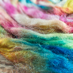 GLOW NYLON  ručne farbené trblietavé  vlákno na tvorenie | Woolento