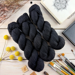 Merino Superb  HAPPY BLACK | Woolento