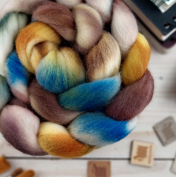 BROWN/ BLUE/ HONEY hand dyed wool roving | Woolento
