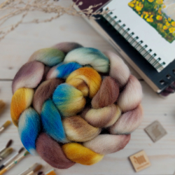 BROWN/ BLUE/ HONEY hand dyed wool roving | Woolento