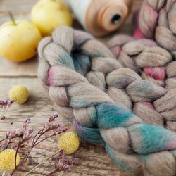 HNEDÁ/ STARORUŽOVÁ/ ZELENÁ  alpaca superfine | Woolento 