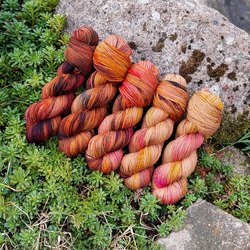 HNEDÝ FADE SET, ručné barvená příze merino | Woolento 