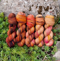 HNEDÝ FADE SET, ručne farbená merino priadza | Woolento