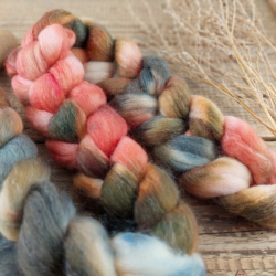 BROWN/ GREY/ SALMON hand dyed wool Corriedale | Woolento
