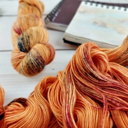 KAMILA - hand dyed sock yarn Woolento 