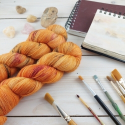 KAMILA - hand dyed sock yarn Woolento 