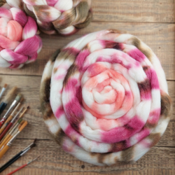 BROWN/ PINK/ GOLD hand dyed top roving | Woolento - kopie