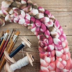 LOSOSOVÁ/ MALINOVÁ ručne farbená merino vlna | Woolento