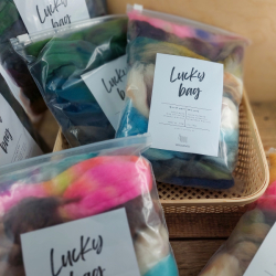 Lucky bag - farebný mix vlny na plstenie i pradenie