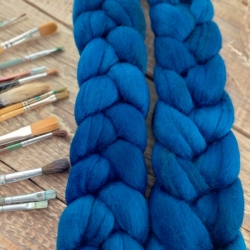 Merino extra fine wool for spinning Woolento top roving hand dyed blue