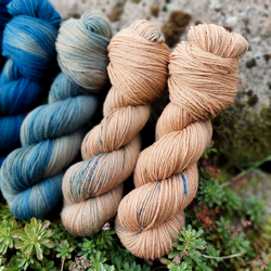 MODRÝ FADE set pletací příze merino, ručné barvené | Woolento
