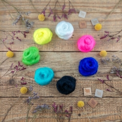 GLOW NYLON  česané trblietavé  vlákno na tvorenie | Woolento