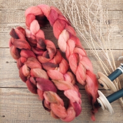 Orange burgundy  merino wool roving for hand spinning felting woolento