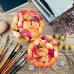 ORANŽOVÁ česanec, jemná merino vlna | Woolento