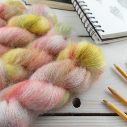 RUSTI Silky Mohair | Woolento