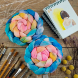 UNICORN hand dyed wool roving | Woolento 