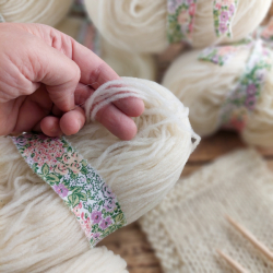 UNSPUN preyarn, slovak merino wool