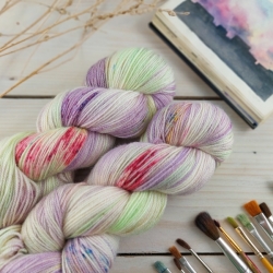 VIOLETTA 1 - silk and merino, fingering hand knitting yarn, Woolento