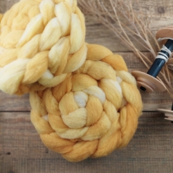 wool roving for hand spinning slovak merino handmade Woolento yellow