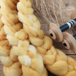 wool roving for hand spinning slovak merino handmade Woolento yellow