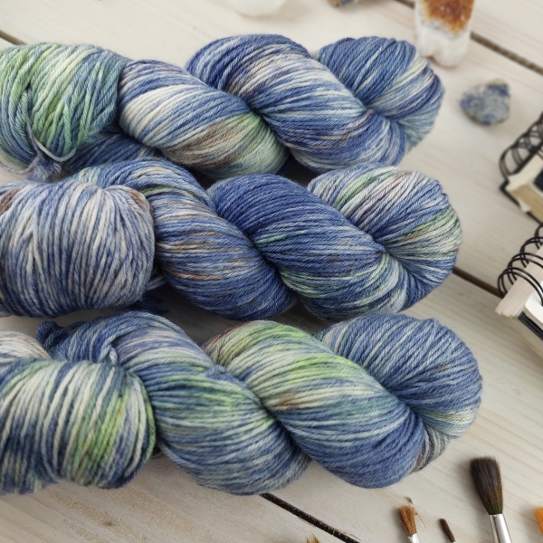 MEDARD - fade set, hand dyed knitting yarn Woolento