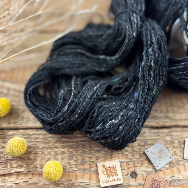 Hand-spun yarn, merino, alpca, recy-yarns #32 | Woolento