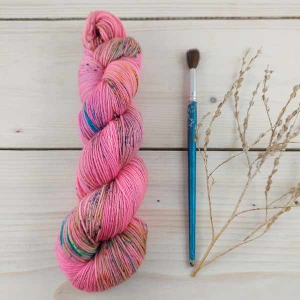 Knitting sock yarn hand dyed Woolento -Barbora - pink